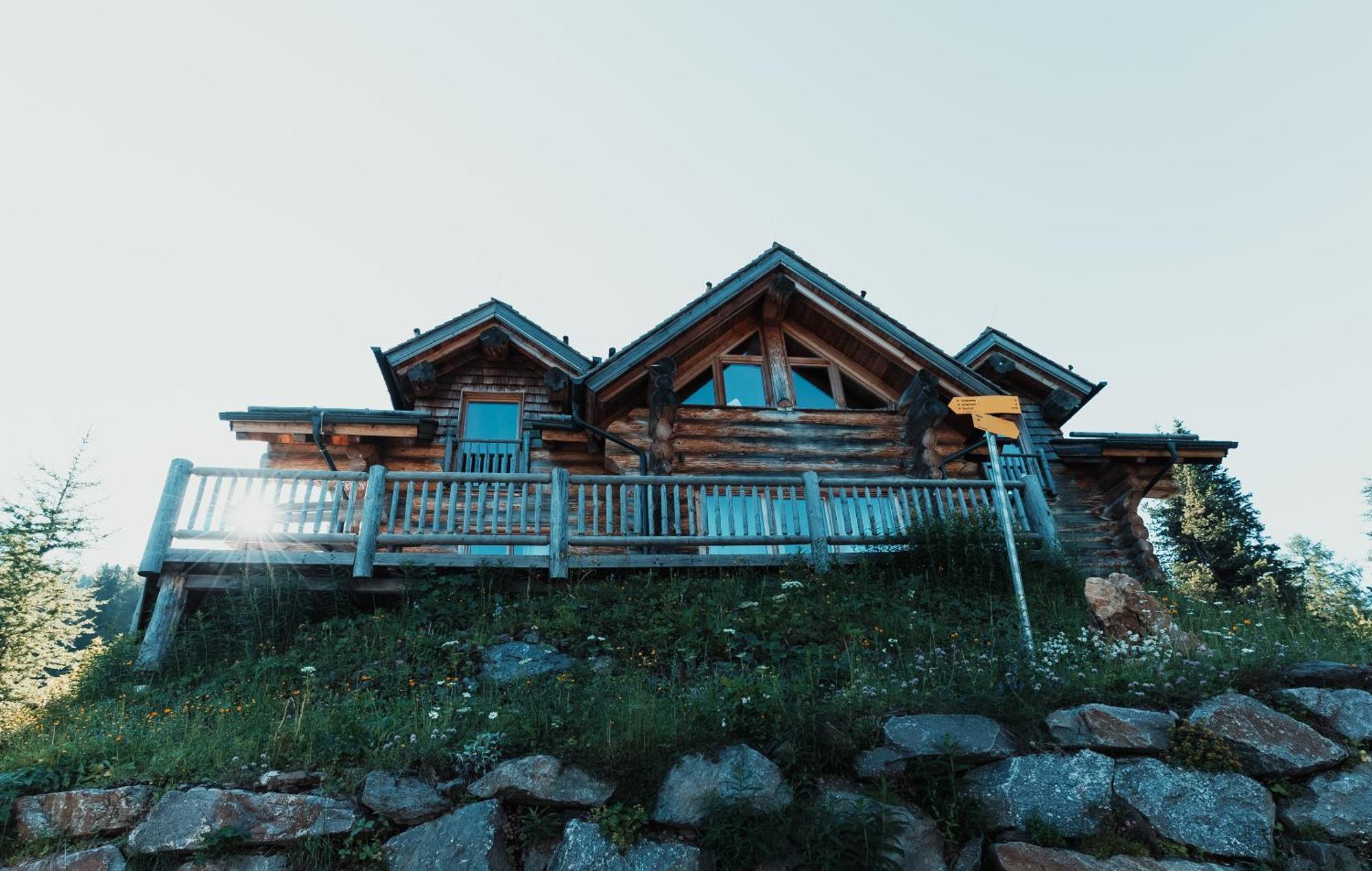 Mei Zeit Huettendorf Turracher Hohe Exterior foto