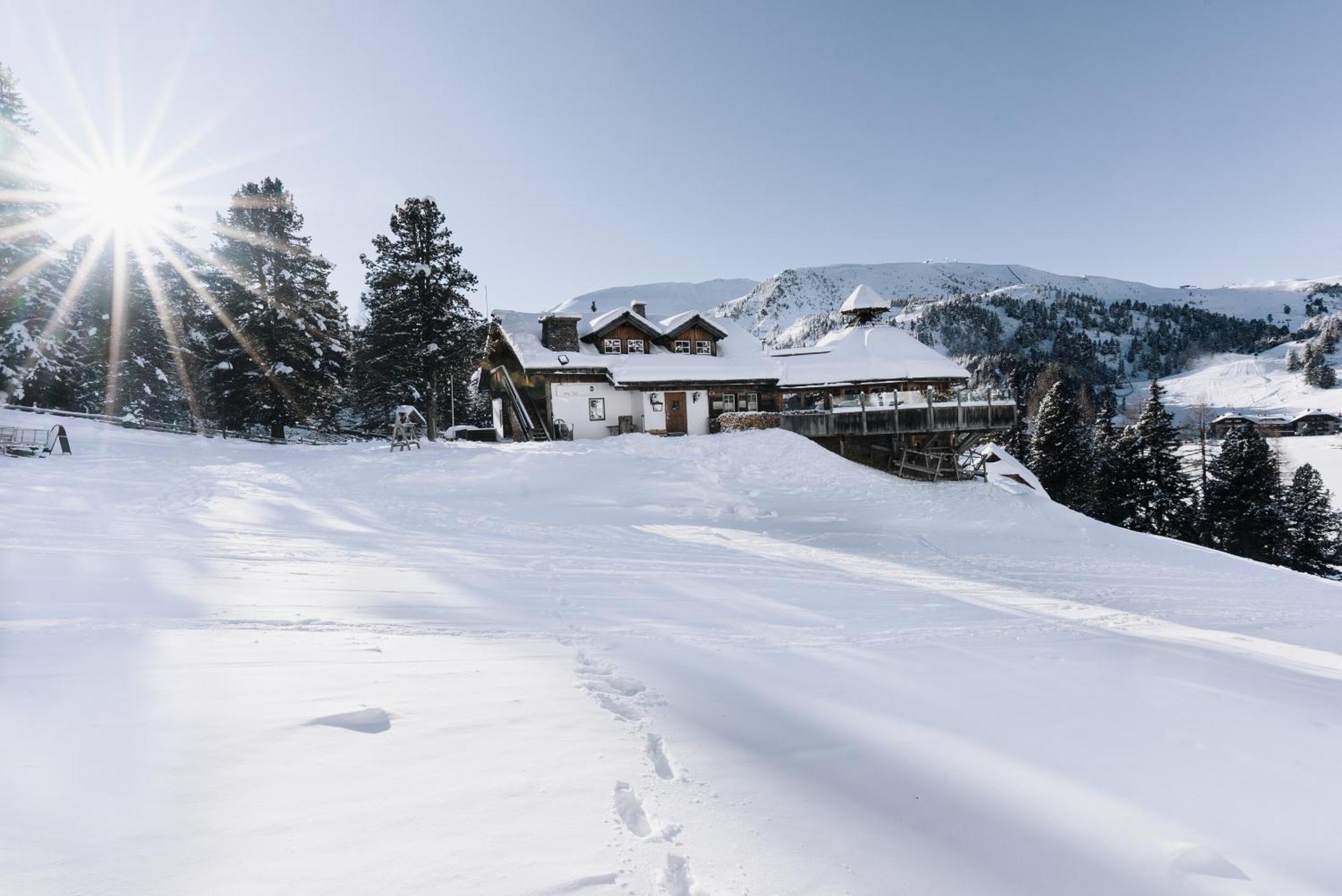 Mei Zeit Huettendorf Turracher Hohe Exterior foto